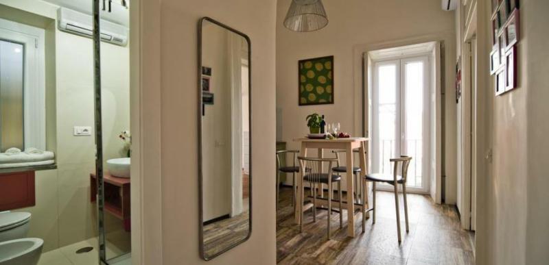 Bed And Travel Apartment La Minerva Suite Salerno Buitenkant foto