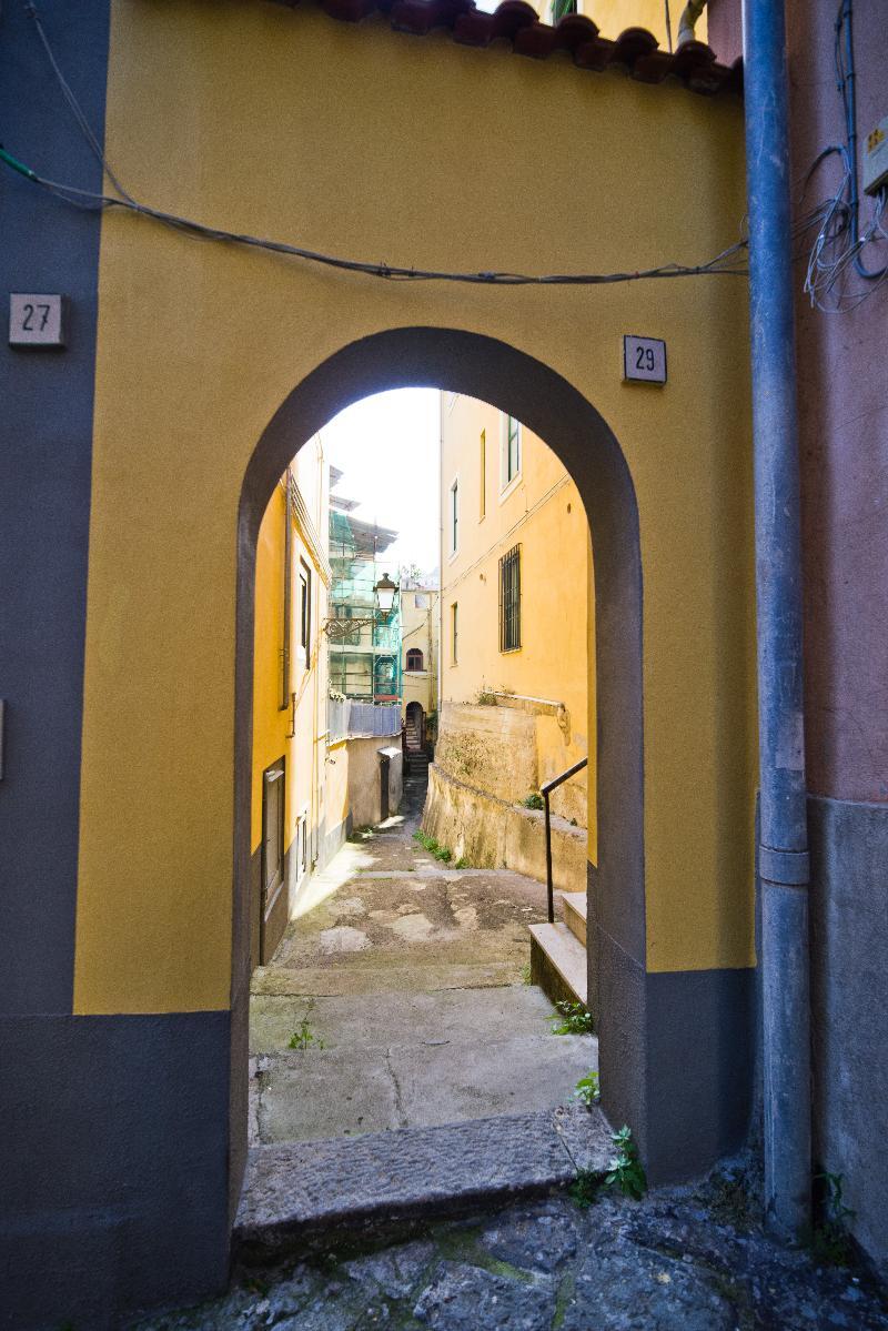 Bed And Travel Apartment La Minerva Suite Salerno Buitenkant foto